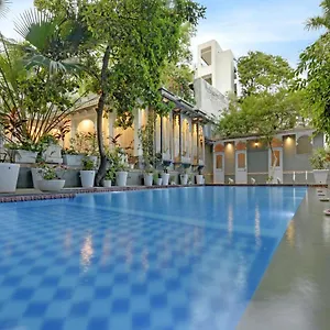 https://hotel-raj-palace-udaipur.udaipurhotels.org