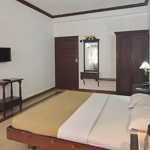 2* Hotel Alleppey